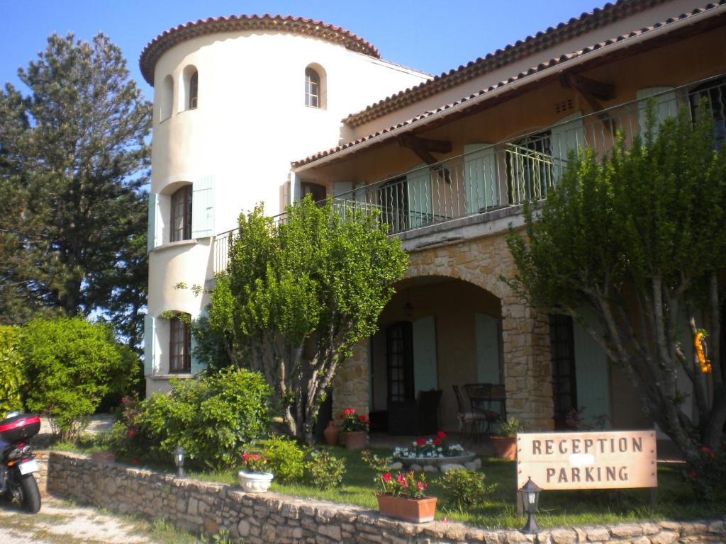 Bed and Breakfast Logis Du Comte Suze-la-Rousse Exterior foto